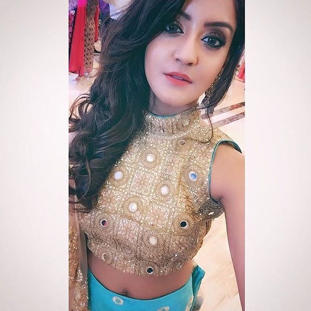 Anandi- Gujarati Swag wali Ladki